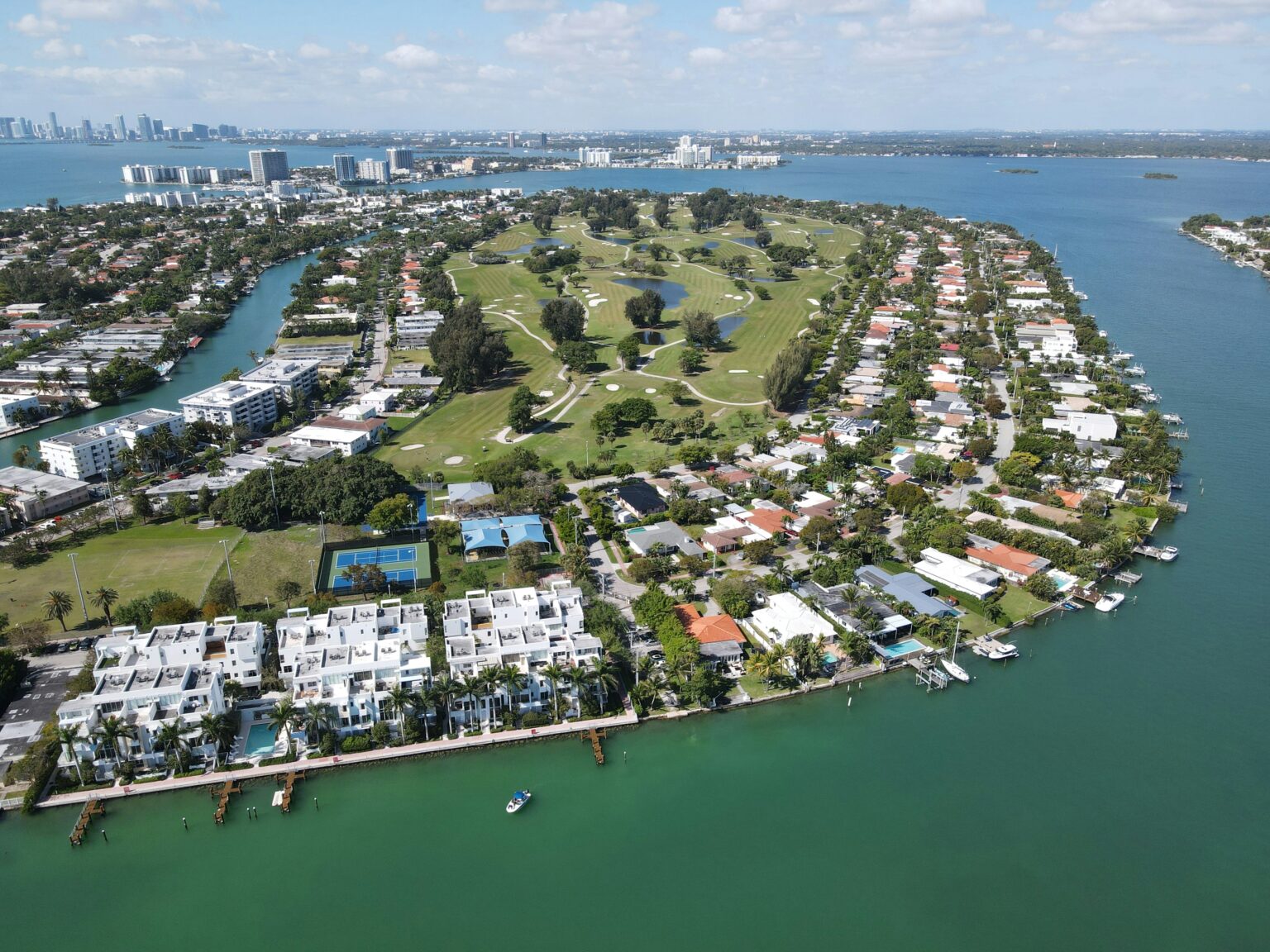 “golf simulator Boca Raton”“garage golf simulator Boca Raton”“indoor golf Boca Raton”“home golf simulator Boca”“luxury golf room Boca”"Installations in Boca""Boca Raton"